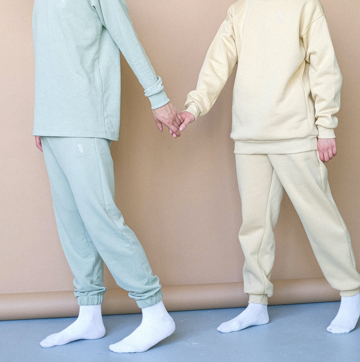 Deconstructing the Dilemma: Why Sweatpants Might Not Be Your Style Savior
